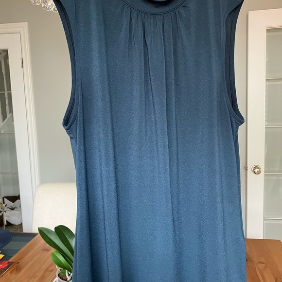 H & M sleeveless women’s high neck top - Picture 9 of 10